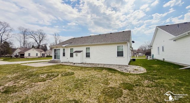 2140 Delaware Lane Road, Temperance, MI 48182