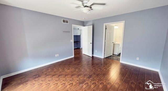 2140 Delaware Lane Road, Temperance, MI 48182