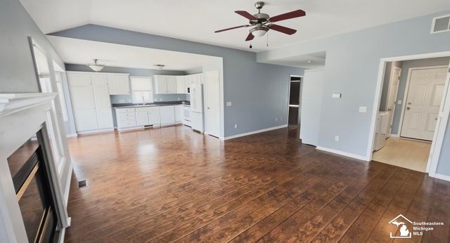 2140 Delaware Lane Road, Temperance, MI 48182