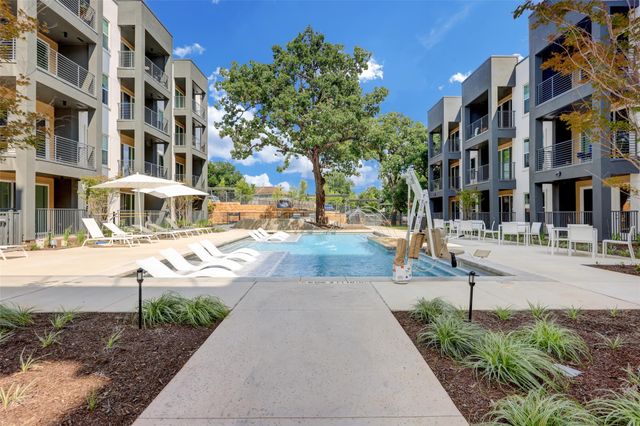4801 Springdale RD 2210, Austin, TX 78723