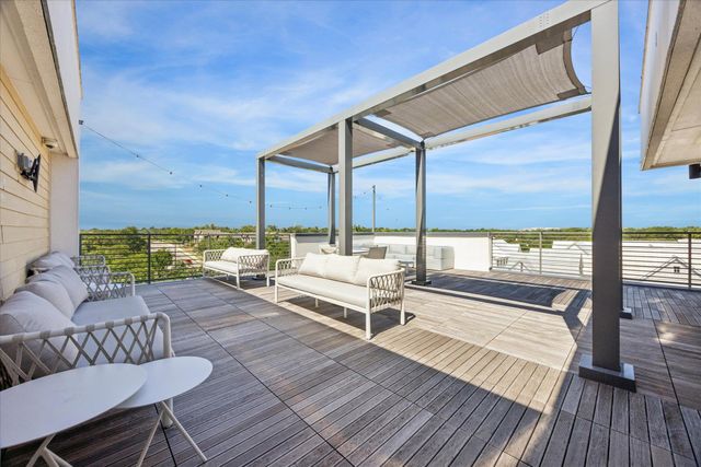4801 Springdale RD 2210, Austin, TX 78723