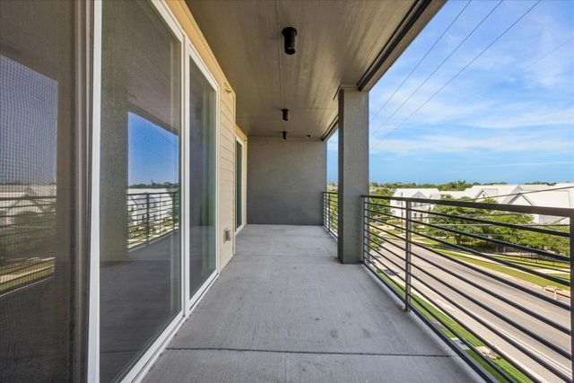 4801 Springdale RD 2210, Austin, TX 78723