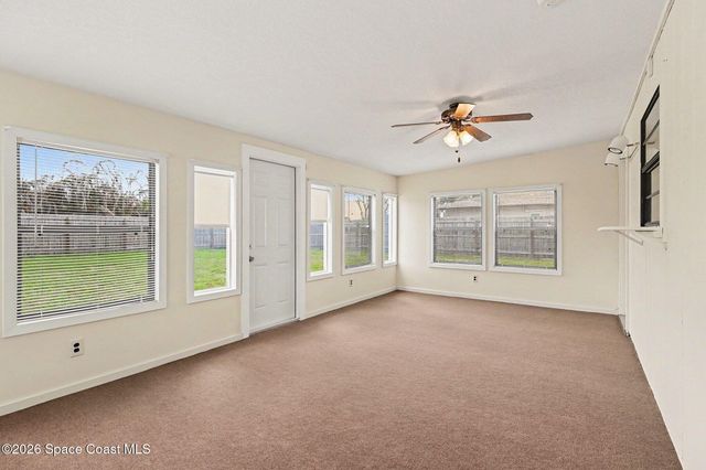 571 Firestone Street NE, Palm Bay, FL 32907