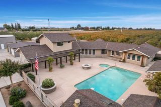 22022 S 99 Frontage Rd, Ripon, CA 95366