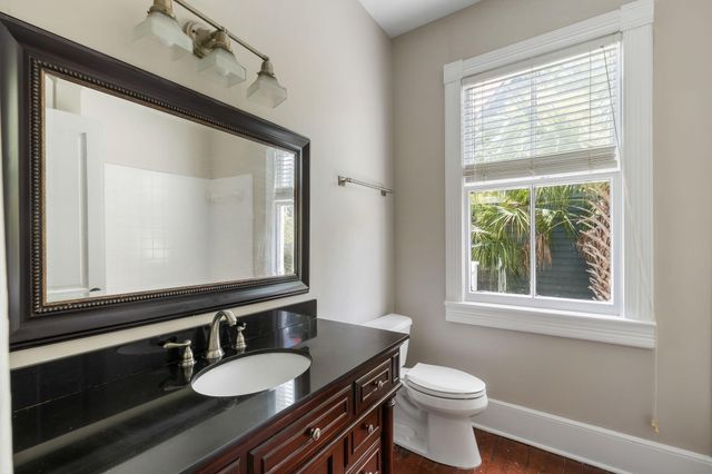 13 Smith Place, Charleston, SC 29401
