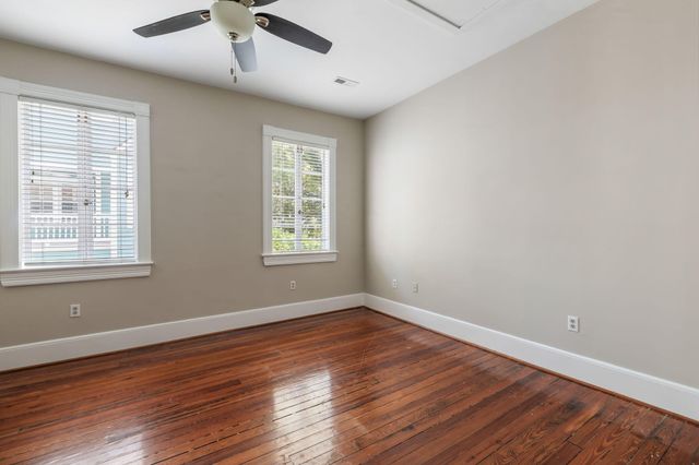 13 Smith Place, Charleston, SC 29401