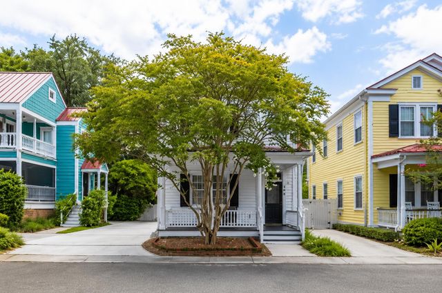 13 Smith Place, Charleston, SC 29401
