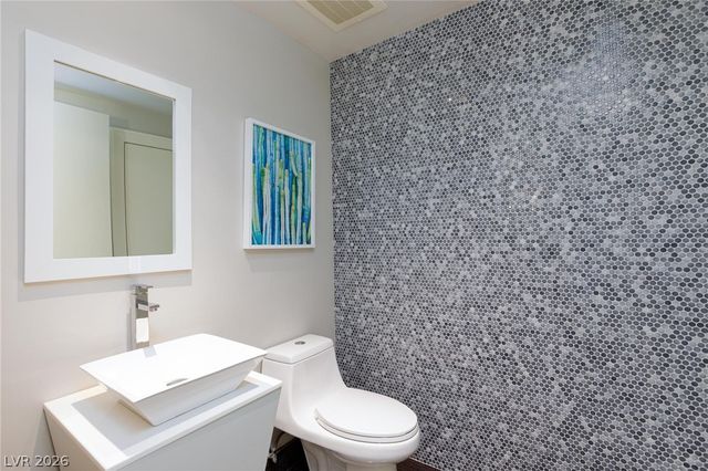 2700 Las Vegas Boulevard 3102, Las Vegas, NV 89109