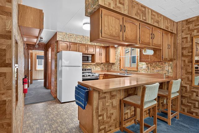 3974 Woodview Drive, Vadnais Heights, MN 55127