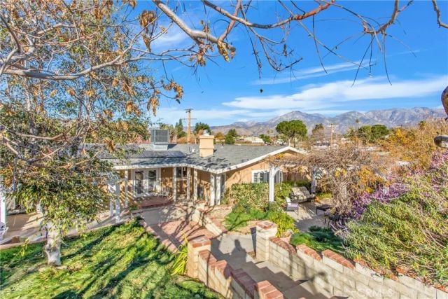 33969 Avenue E, Yucaipa, CA 92399