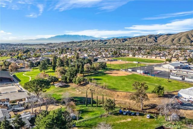 33969 Avenue E, Yucaipa, CA 92399