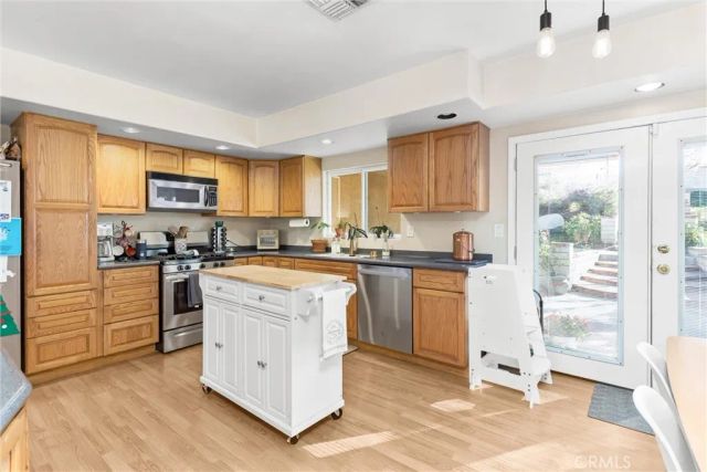 33969 Avenue E, Yucaipa, CA 92399