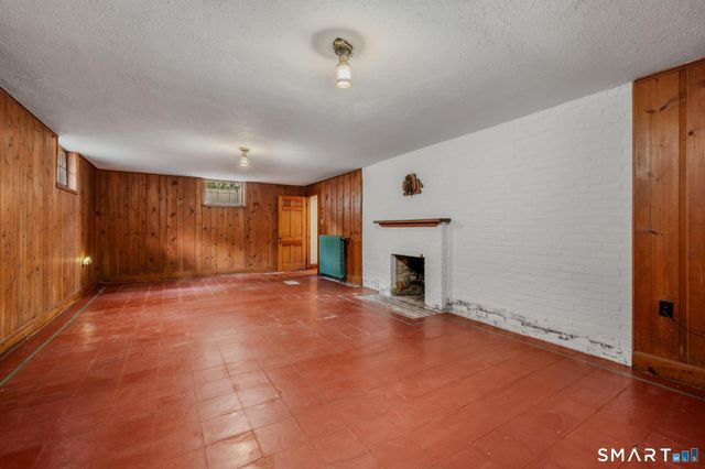 33 Coit Lane, Norwich, CT 06360