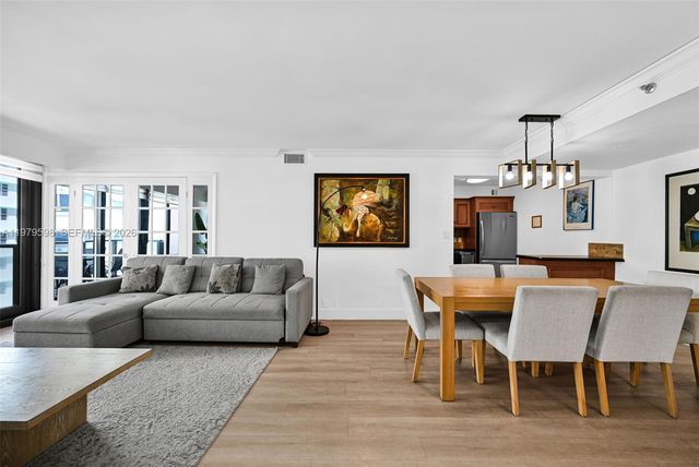 5225 Collins Ave 1214, Miami Beach, FL 33140