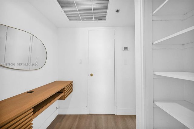 5225 Collins Ave 1214, Miami Beach, FL 33140