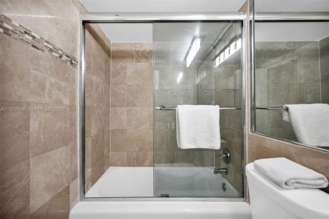 5225 Collins Ave 1214, Miami Beach, FL 33140