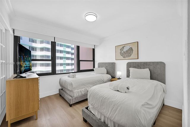 5225 Collins Ave 1214, Miami Beach, FL 33140