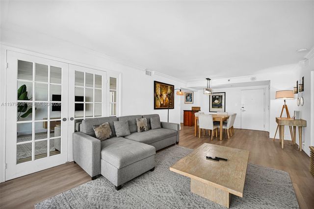 5225 Collins Ave 1214, Miami Beach, FL 33140