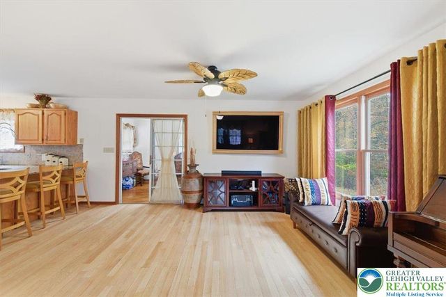 30 Ledgewood Court, East Stroudsburg, PA 18302