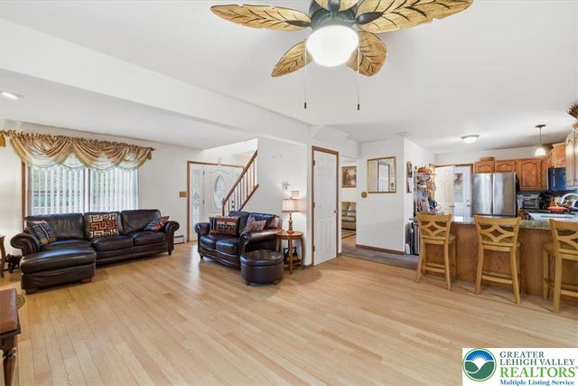 30 Ledgewood Court, East Stroudsburg, PA 18302