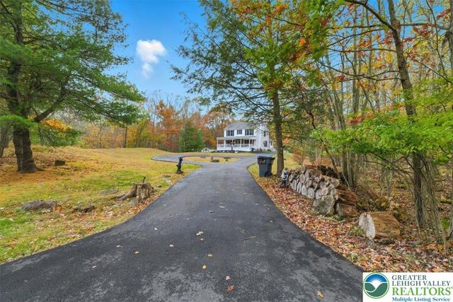 30 Ledgewood Court, East Stroudsburg, PA 18302