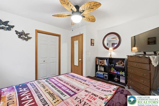 30 Ledgewood Court, East Stroudsburg, PA 18302