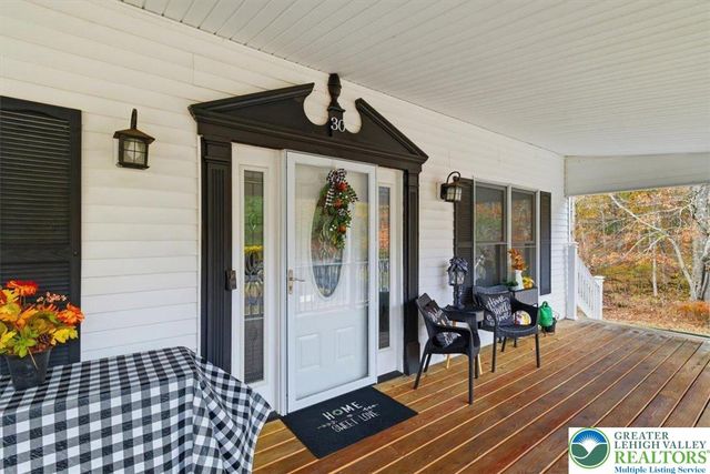 30 Ledgewood Court, East Stroudsburg, PA 18302