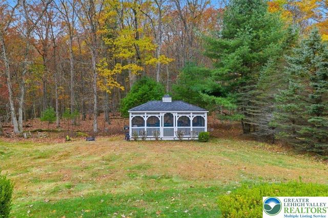 30 Ledgewood Court, East Stroudsburg, PA 18302