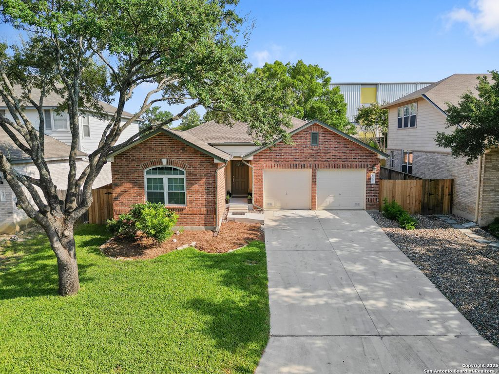 6369 Stable Farm, San Antonio, TX 78249