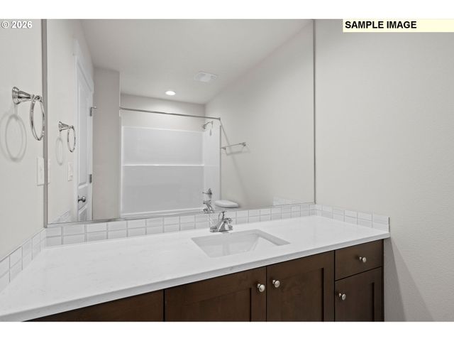1445 W 13TH, La Center, WA 98629