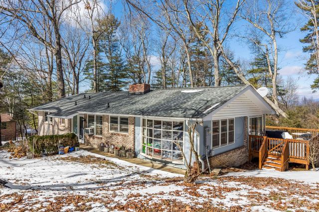 11 N Marley Drive, Flat Rock, NC 28731