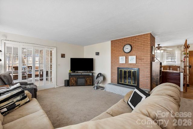 11 N Marley Drive, Flat Rock, NC 28731