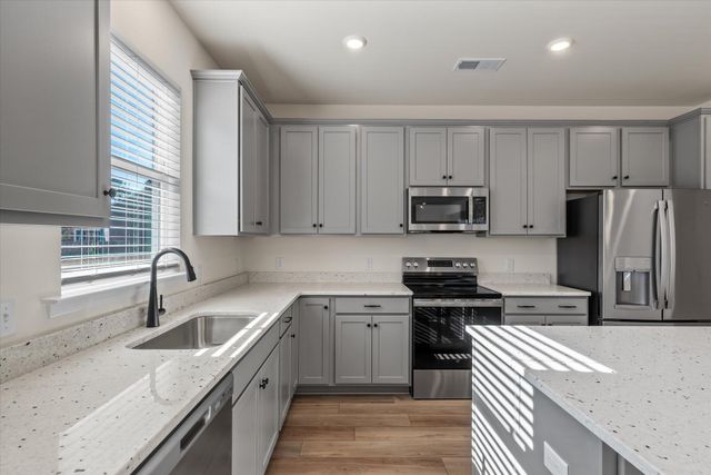 206 Palfrey Drive, Ridgeville, SC 29472