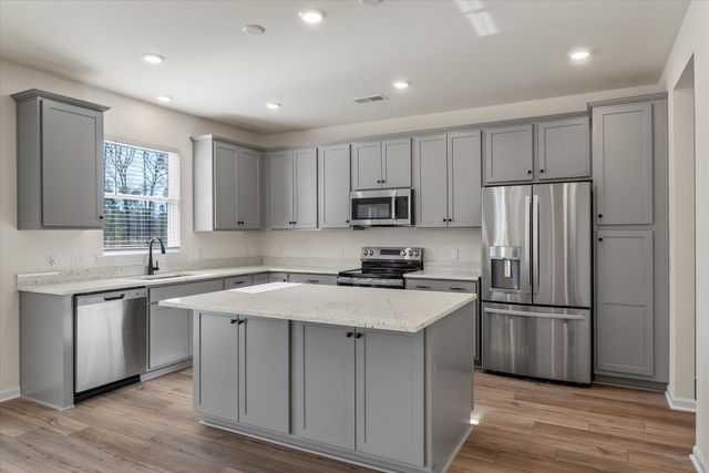 206 Palfrey Drive, Ridgeville, SC 29472