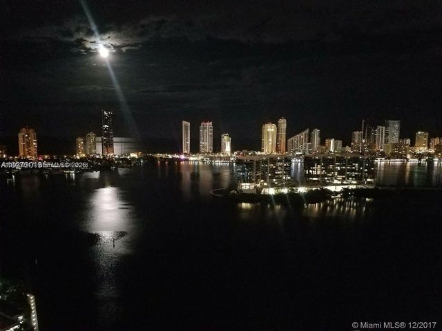 3330 NE 190th St MPH15, Aventura, FL 33180