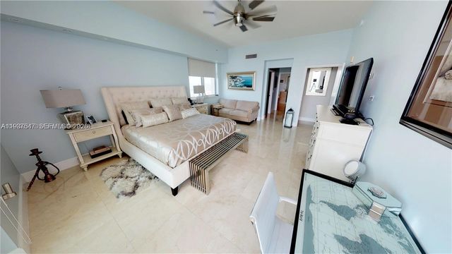 3330 NE 190th St MPH15, Aventura, FL 33180