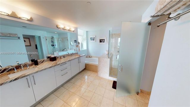 3330 NE 190th St MPH15, Aventura, FL 33180