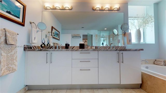 3330 NE 190th St MPH15, Aventura, FL 33180