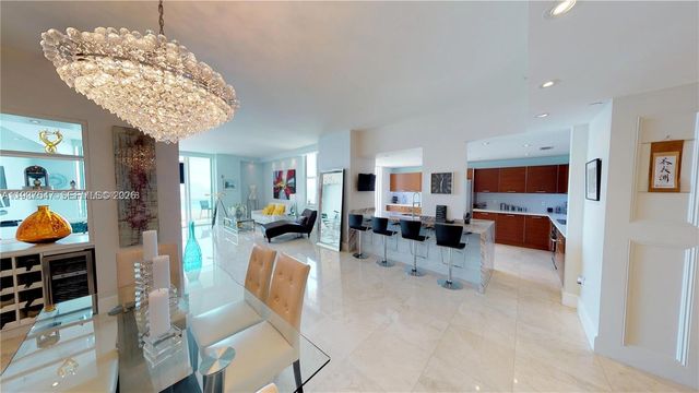 3330 NE 190th St MPH15, Aventura, FL 33180