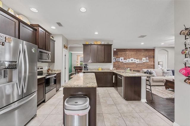 9123 RAES CREEK PLACE, Palmetto, FL 34221