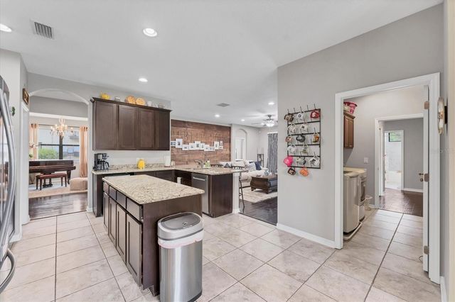 9123 RAES CREEK PLACE, Palmetto, FL 34221