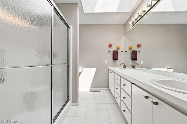 12380 Kronos Court, Strongsville, OH 44149