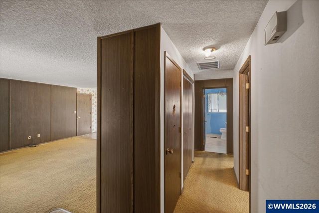 635 SW 56th St, Corvallis, OR 97333
