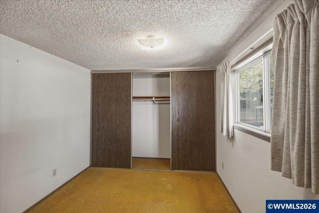 635 SW 56th St, Corvallis, OR 97333