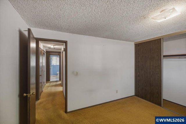 635 SW 56th St, Corvallis, OR 97333