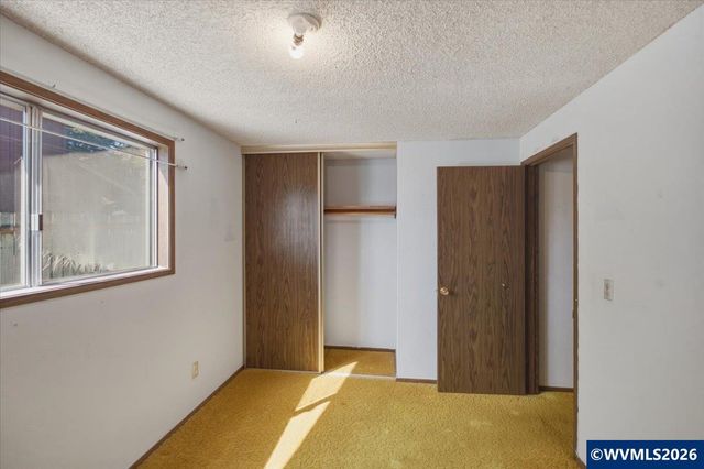 635 SW 56th St, Corvallis, OR 97333