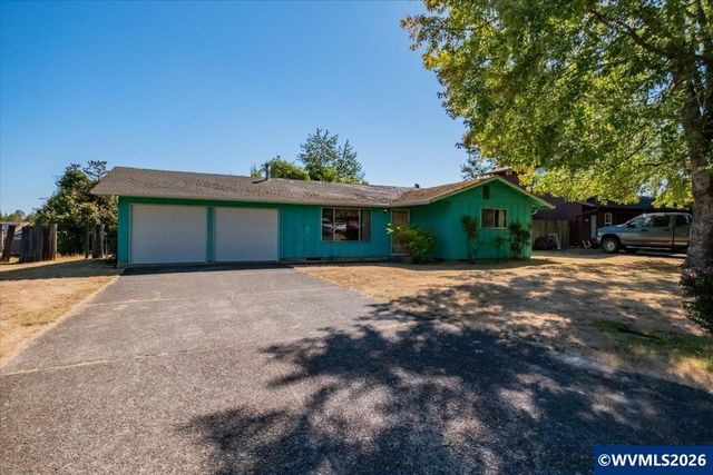635 SW 56th St, Corvallis, OR 97333
