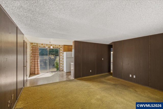 635 SW 56th St, Corvallis, OR 97333