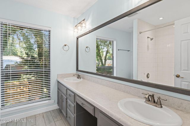 5530 GALEWIND Lane, Jacksonville, FL 32211