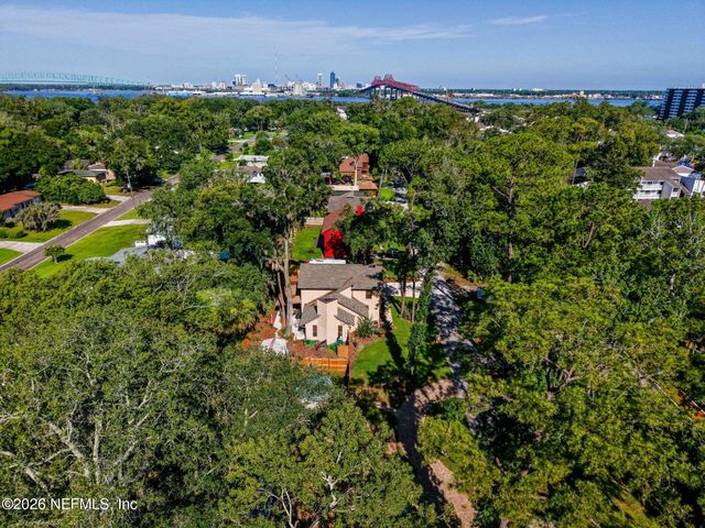 5530 GALEWIND Lane, Jacksonville, FL 32211